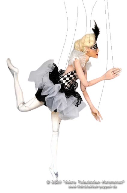 Ballerina wood marionette