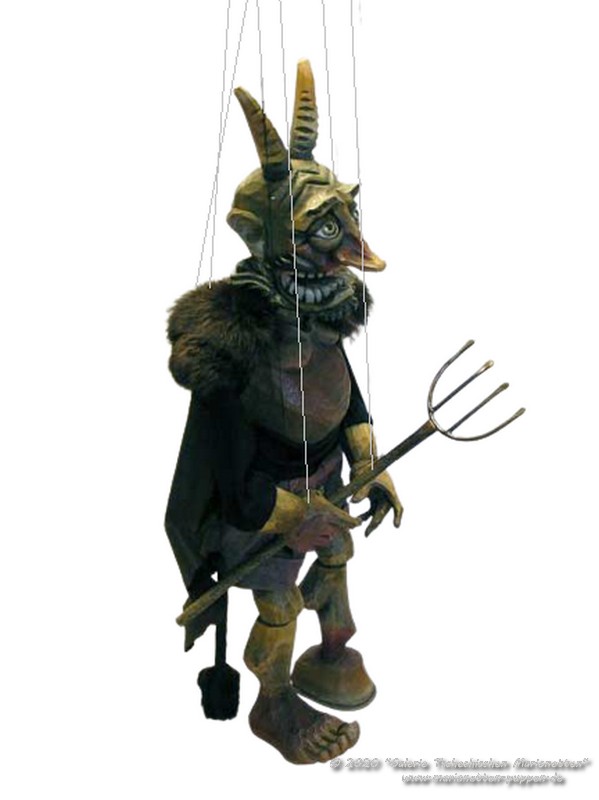 Devil marionette 