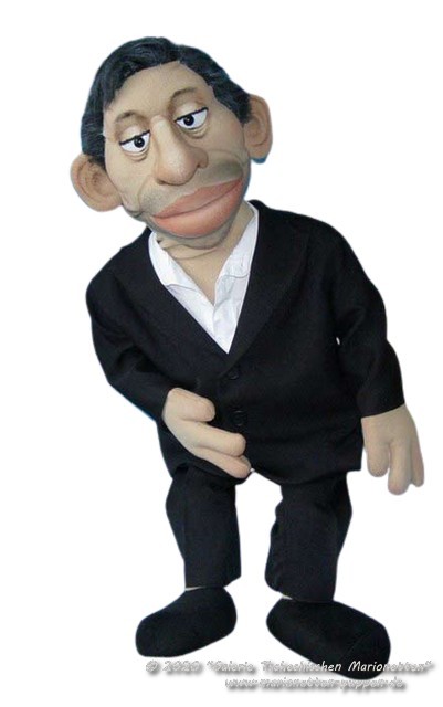 Serge foam puppet  
