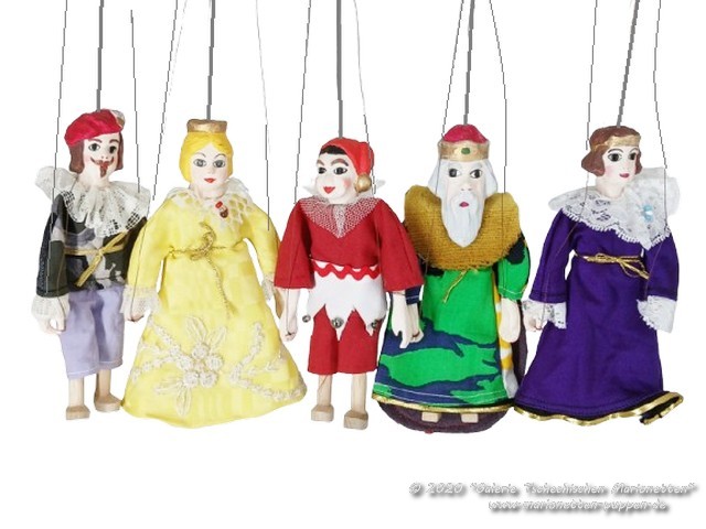  Set Royal Family marionettes