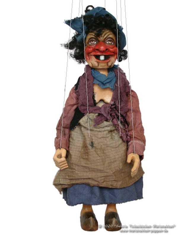 Witch marionettes