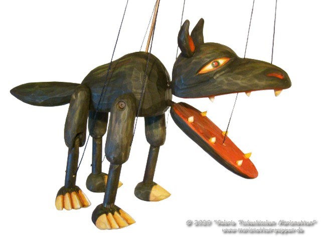 Wolf wood marionette