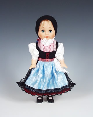 Doudleby czech doll