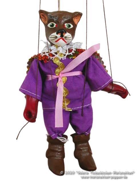 Puss in Boots marionette              