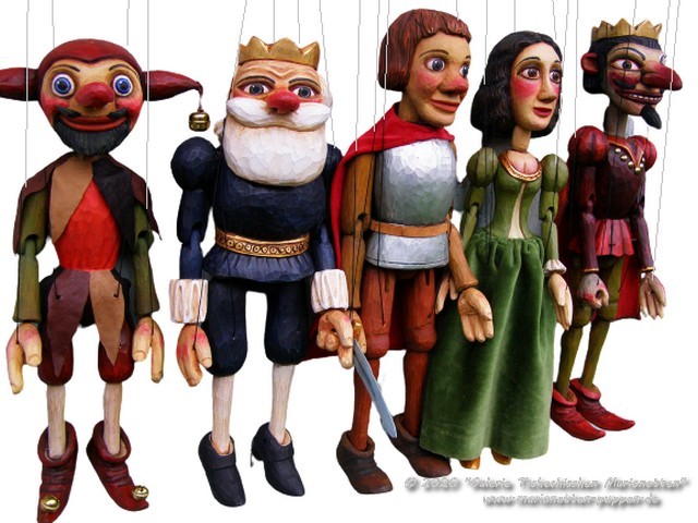 Prince Bajaja set wood marionettes