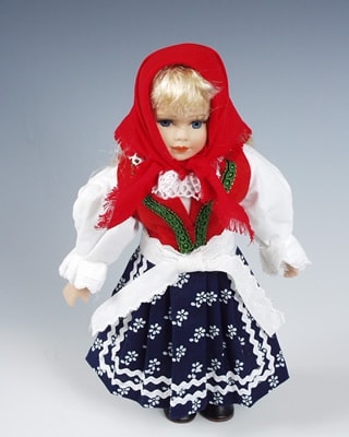 Valaska czech doll