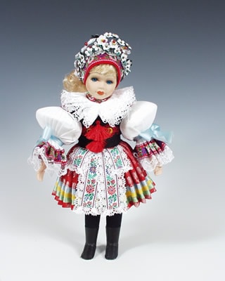 Vicnov czech doll